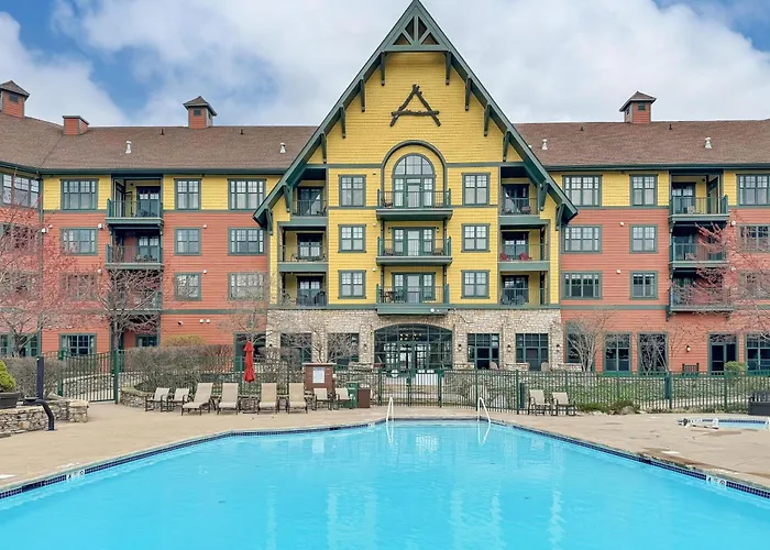 Walk To Waterpark 1 Bedroom Mtn Views Pool Hot Tub 251